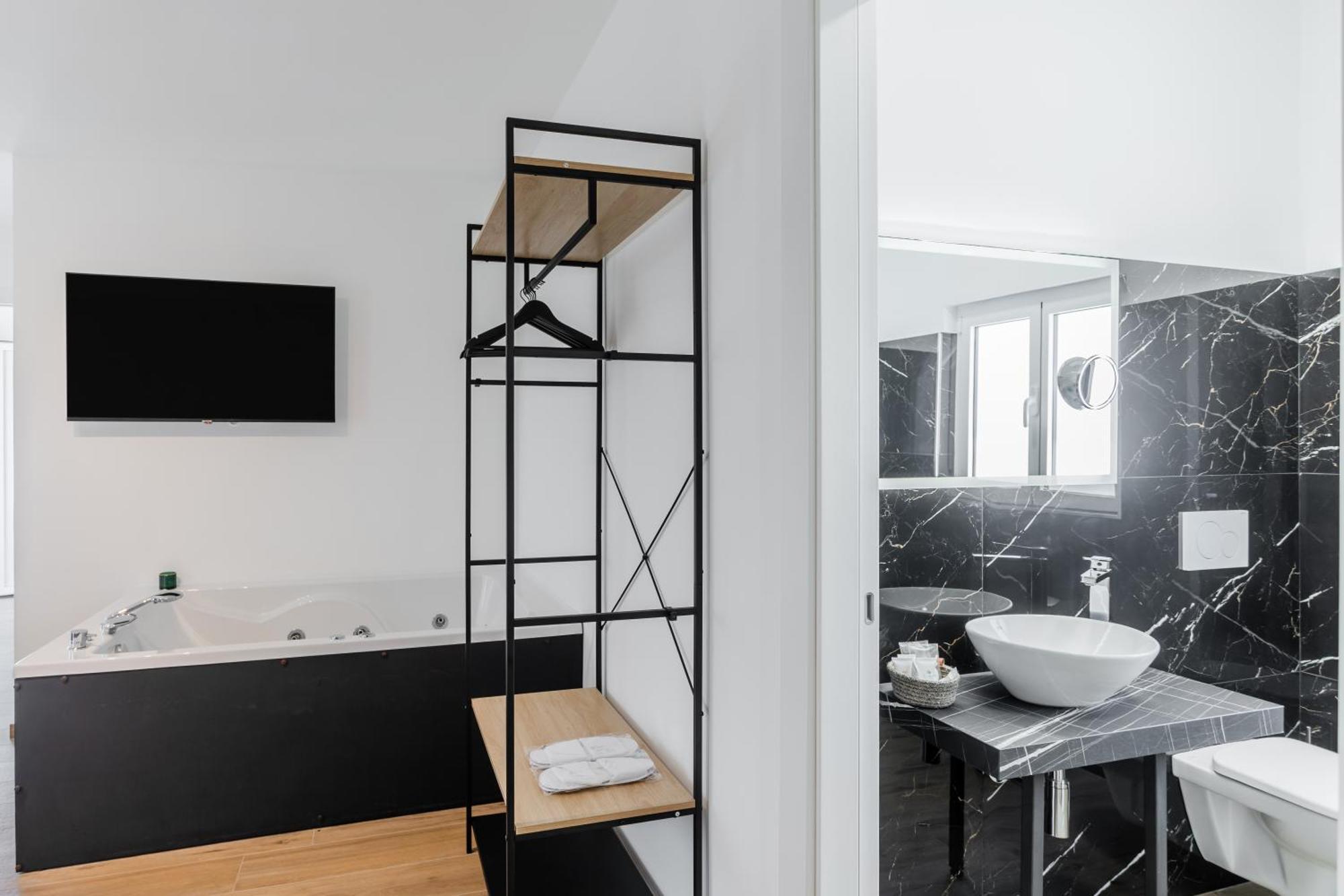 בארי Pietramare Luxury Suites מראה חיצוני תמונה