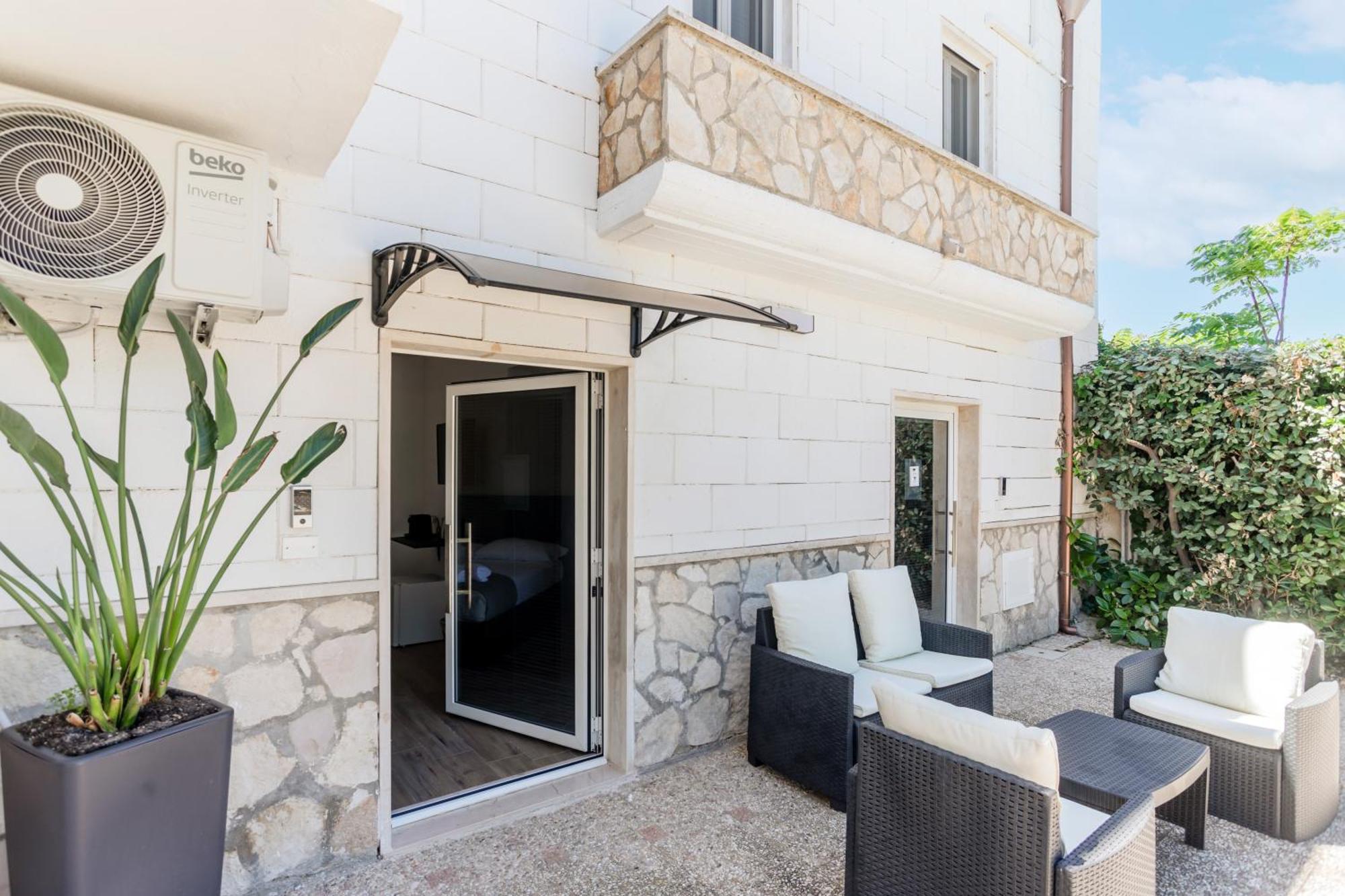 בארי Pietramare Luxury Suites מראה חיצוני תמונה